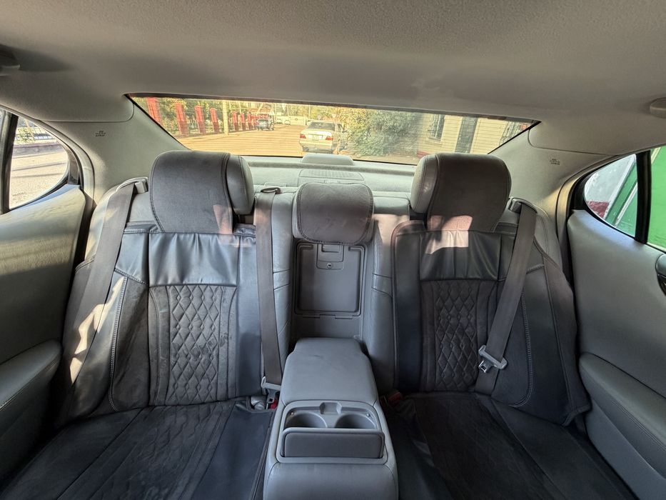 Продам Lexus ES 330