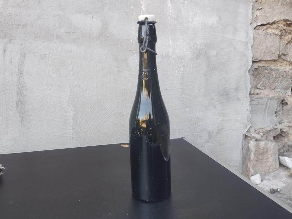 Бутилка от бира Братя Манджукови