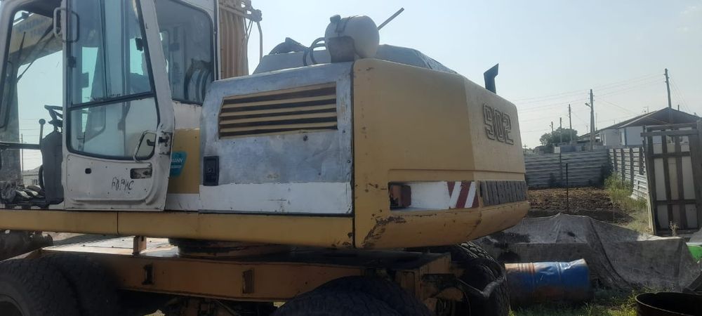 Экскаватор колесный