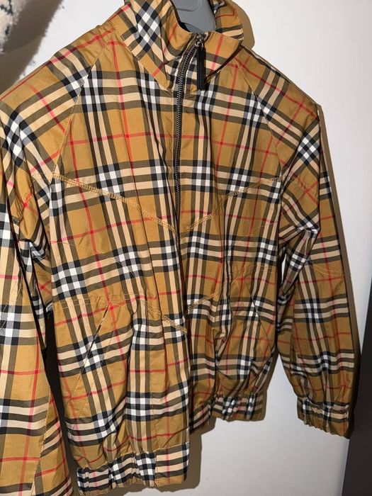 Яке Balenciaga и Бърбари