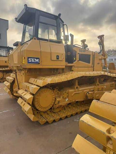 Янги Занжирли Булдозер SEM824F, Гусеничный Бульдозер SEM824F