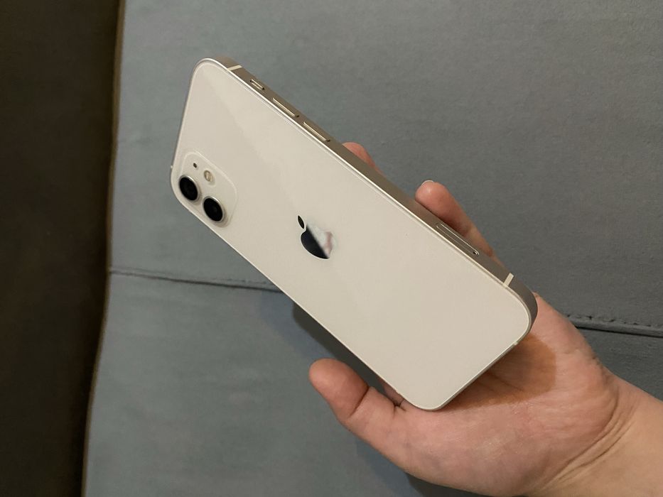 iPhone 12 128гб Apple