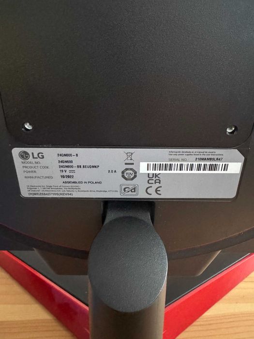 Monitoare Gaming LED IPS LG UltraGear 23.8'', 144Hz, 1ms - IMPECABILE