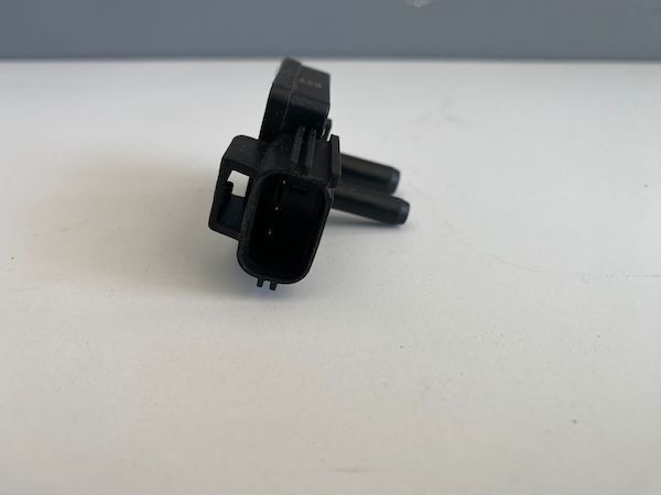 Senzor presiune diferential VOLVO V60 S60 XC60 30785486 6G9N-5L200-AB