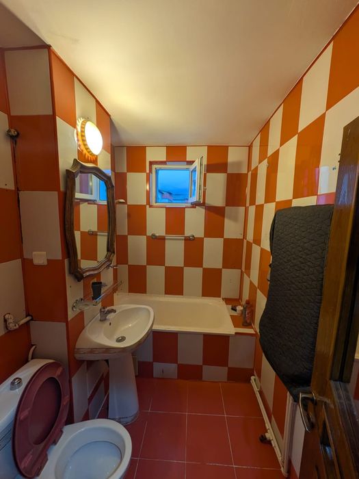 apartament de inchiriat