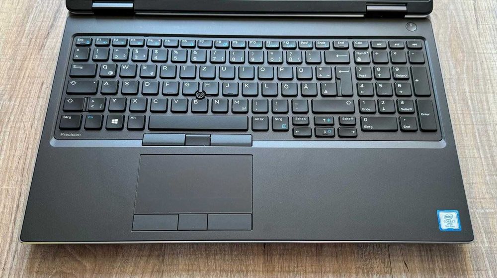 Dell Precision 7540, i7-9850HQ, RAM: 32 GB,  500GB SSD -  като нов  !
