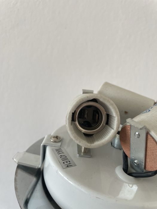 Lampadar perfect functional