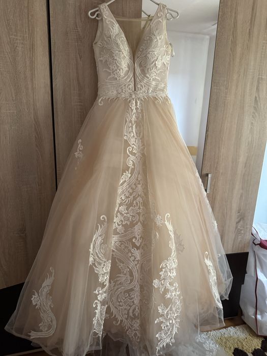 Rochie de mireasa ivory