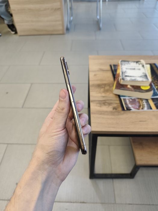 Iphone XS Max продам