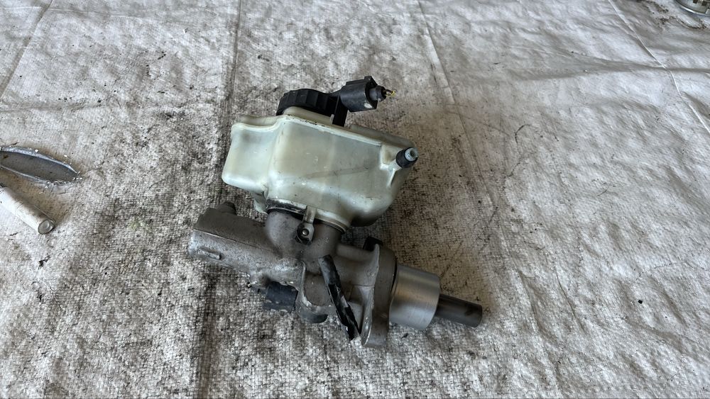 Seat Altea Lift спирачна помпа