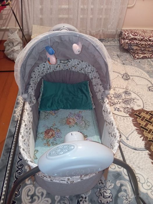 Колыбель почти новый