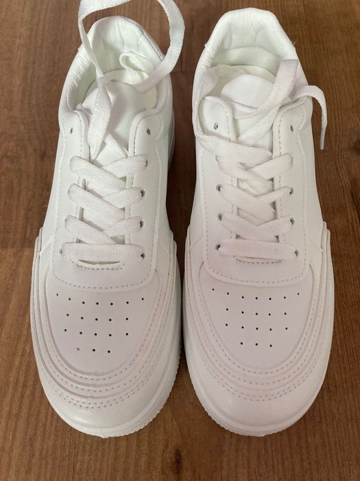 Дамски маратонки