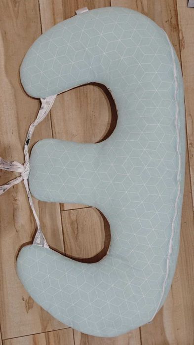 Бебешка възглавница за тандемно хранене