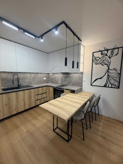 Продава се Двустаен апартамент в Пловдив, Христо Смирненски - 80 кв.м за 1103 €/кв.м - Снимка #3