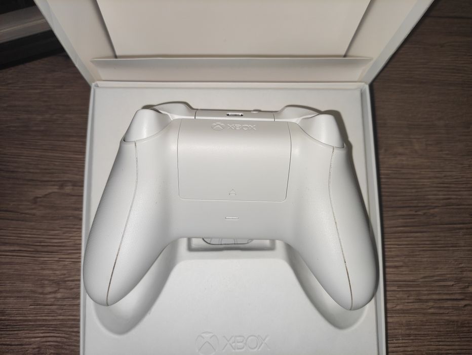 Геймпад Xbox Series