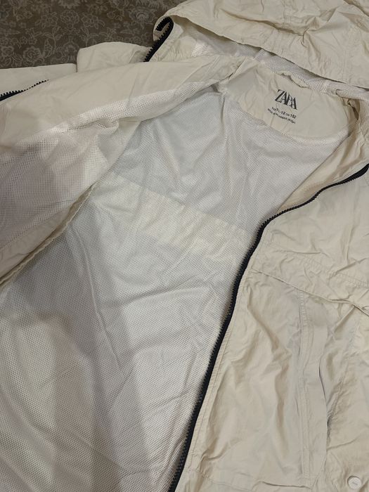 Дождевик,ветровка ZARA для девочек