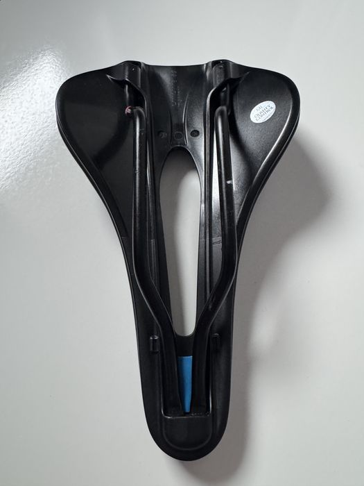 Sa/ Șa/ Scaun/ Sezut bicicleta Selle Italia Novus Boost Superflow L3