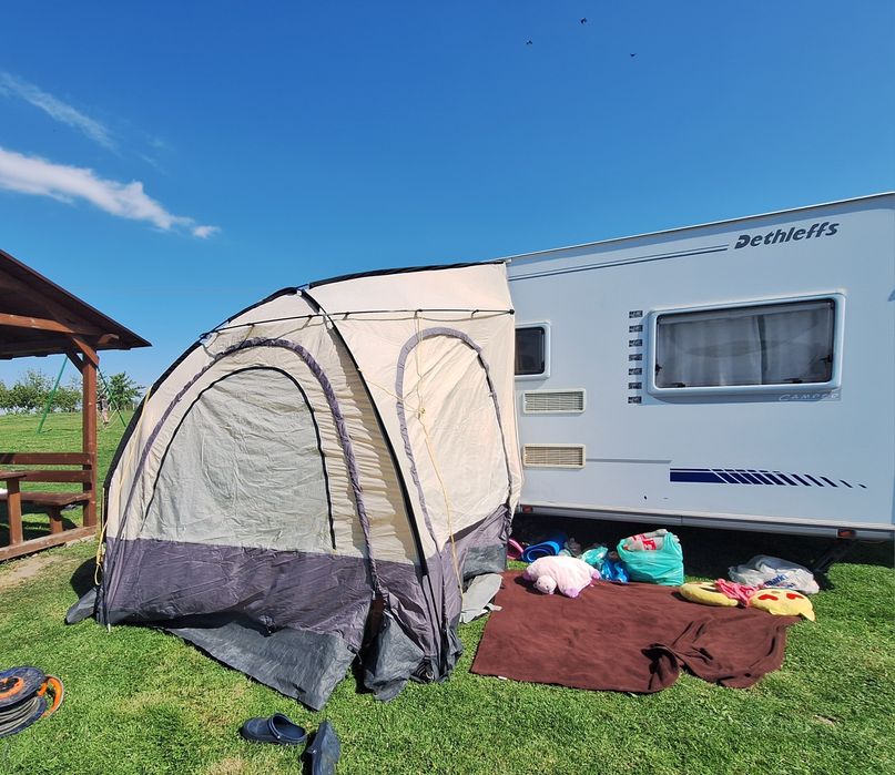 Rulota Dethfleffs DL520 de 5/6 persoane