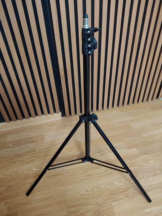 Cameră mirorless 4k: Canon M50 Mark II + obiectiv 15-45mm IS + BONUS