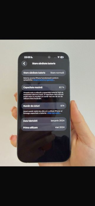 Vând iPhone 15 128 Alb