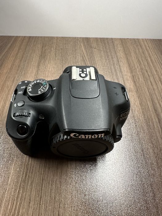 Canon EOS 1200D + EF-S 18-55mm – напълно работещ DSLR