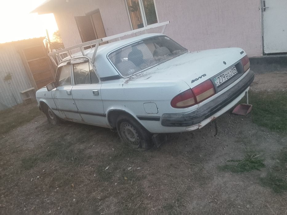 Продам волгу.двигатель 402