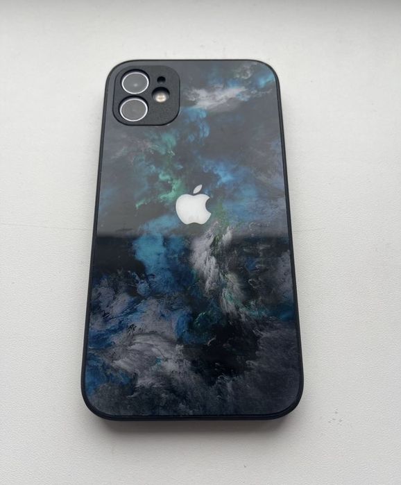 Iphone 11 с хорошем состоянии