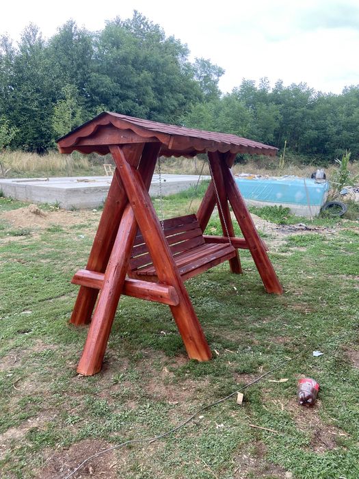 Balansoar rustic la un pret avantajos