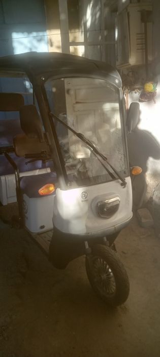 Zudlik bilan skuter sotiladi !