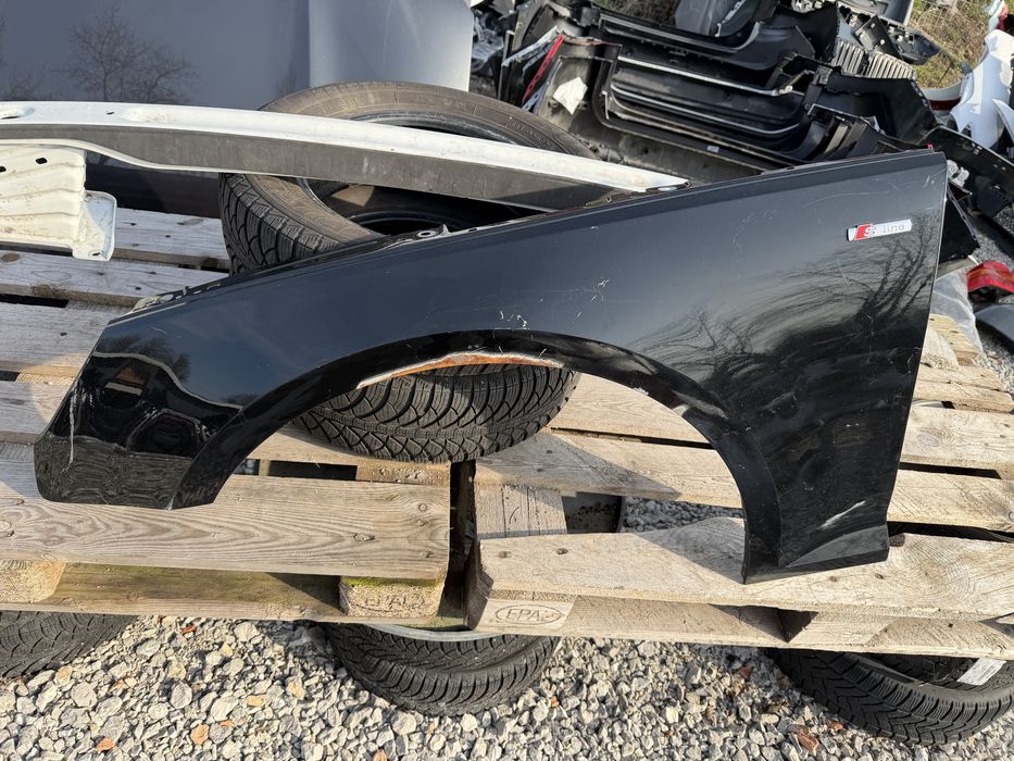 Калник Audi A4 B9 2017 год.-