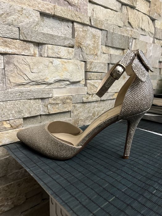 Продаю элегантные туфли из США