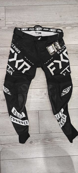 Чисто нов екип FXR