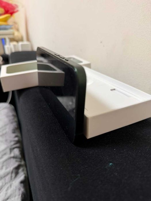 Iphone 13 - изключително запазен