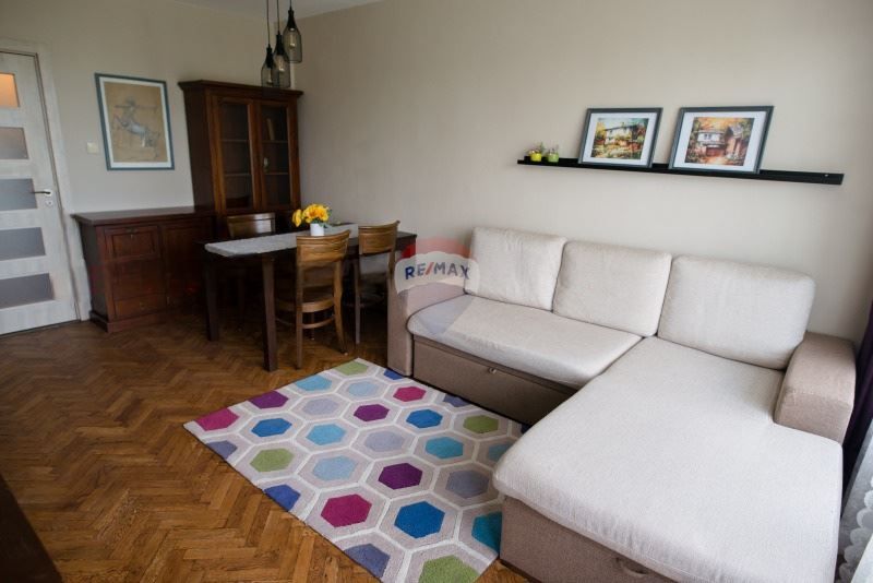 Дава се под наем Тристаен апартамент в Варна, Чайка - 90 кв.м за 663 € - Снимка #3