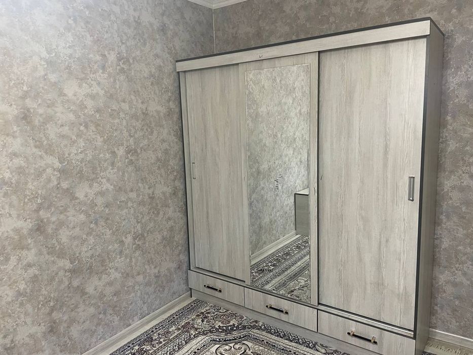 Продаю  2×  этажный  Евро Коттедж метро Дустлик Чкалова