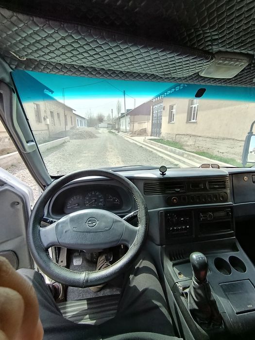 Isfana furgon sotiladi srocni