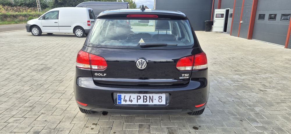 VOLKSWAGEN Golf 2012 — imagine 5