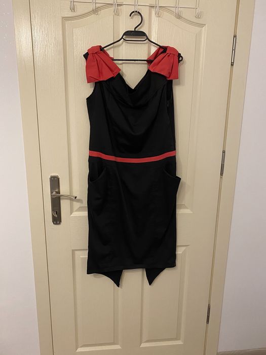 Официална дамска рокля