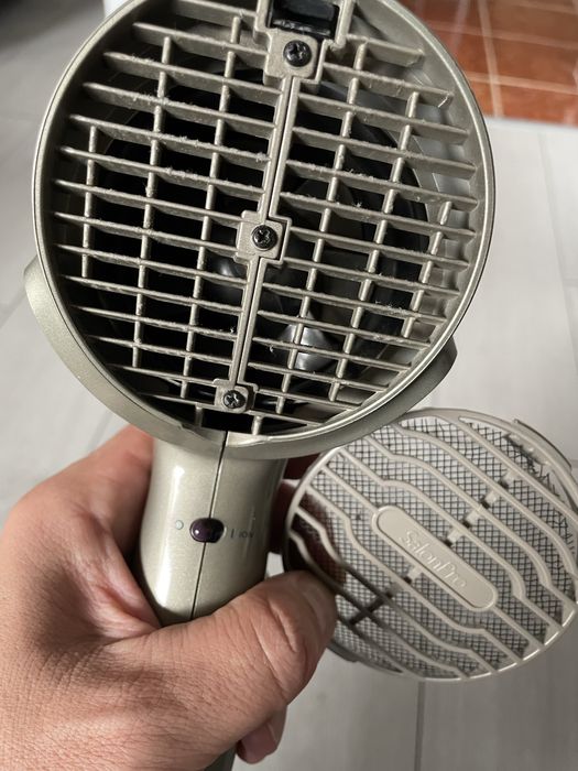 Сешоар-Philips Salon Pro HP-4891(с проблем)