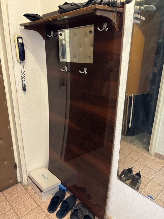 Dormitor complet + canapea extensibila + cuier