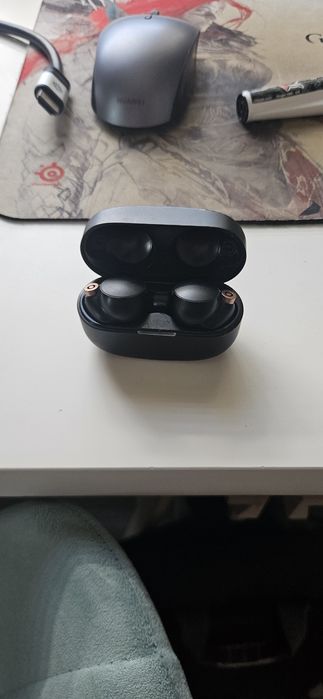 Sony WF-1000XM4 – căști wireless originale, ANC, stare foarte bună