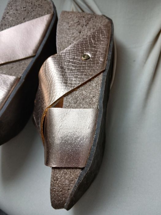 Чехли естествена кожа 38