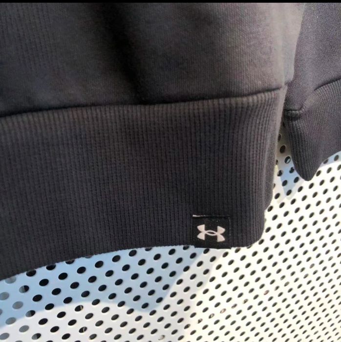 Спорт костюм UNDER ARMOUR