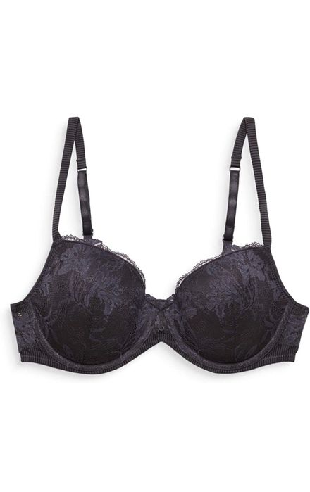 Нов сутиен на Esprit, р-р 85С