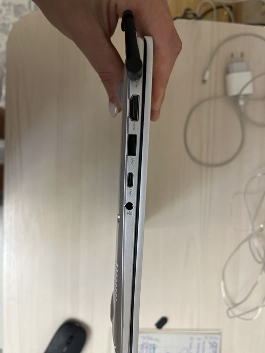 Ноутбук Asus Vivobook