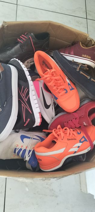 Adidași lot engros