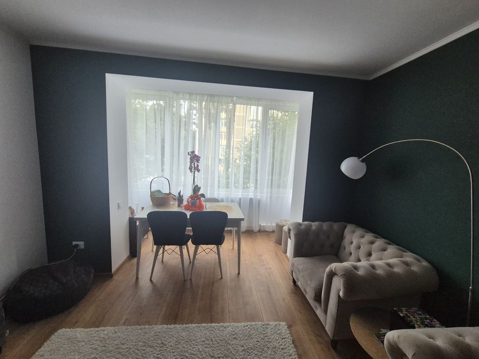 Inchiriez apartament 3 camere