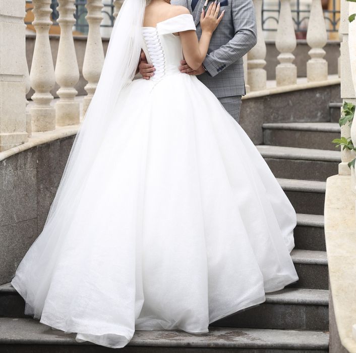 Продам свадебное платье