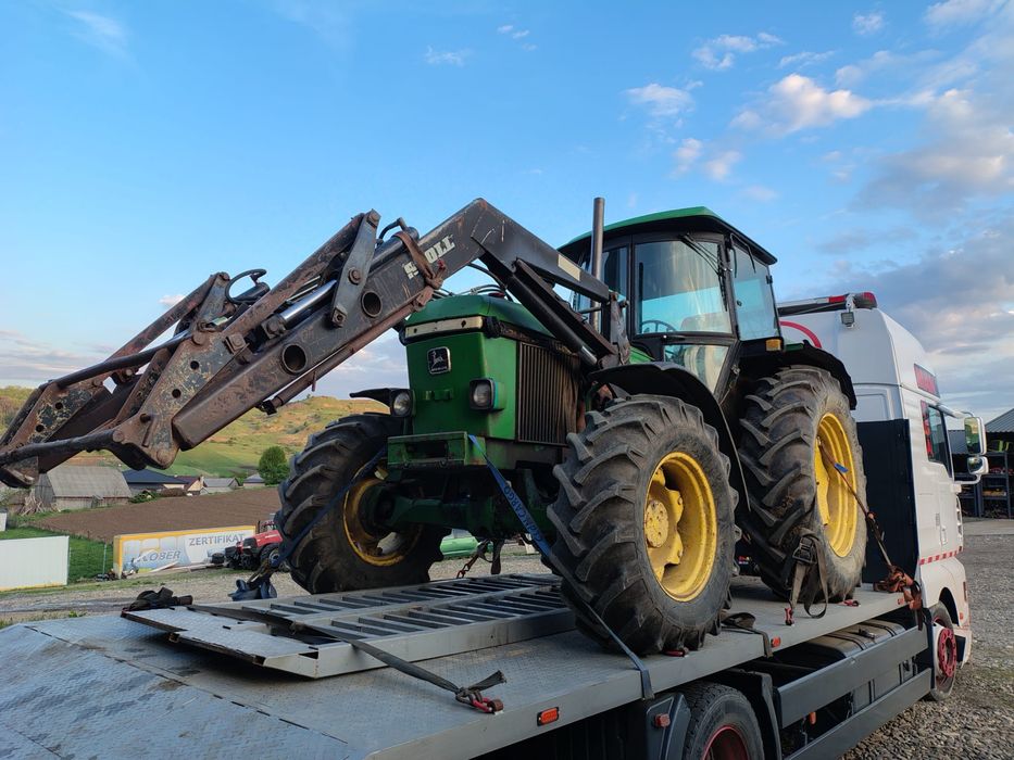 Dezmembrez Tractor John Deere 3040 cu incarcator frontal
