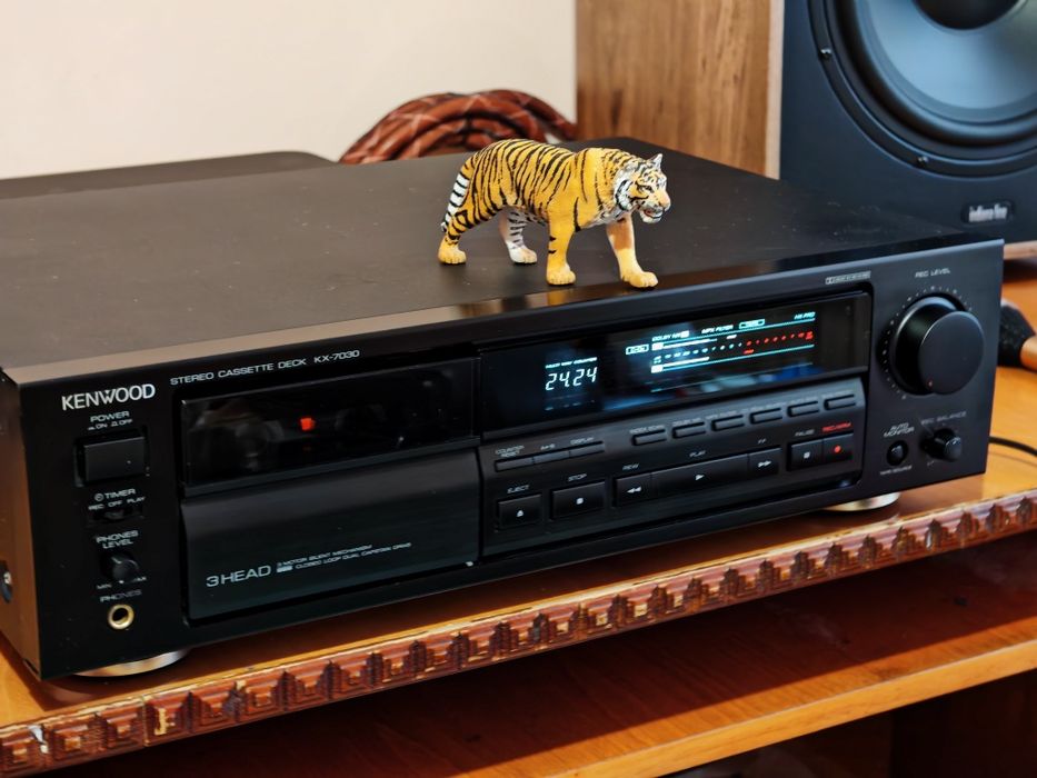 Kenwood KX-7030. Deck 3 Head. Bijuterie Hi-Fi. Preț fix !
